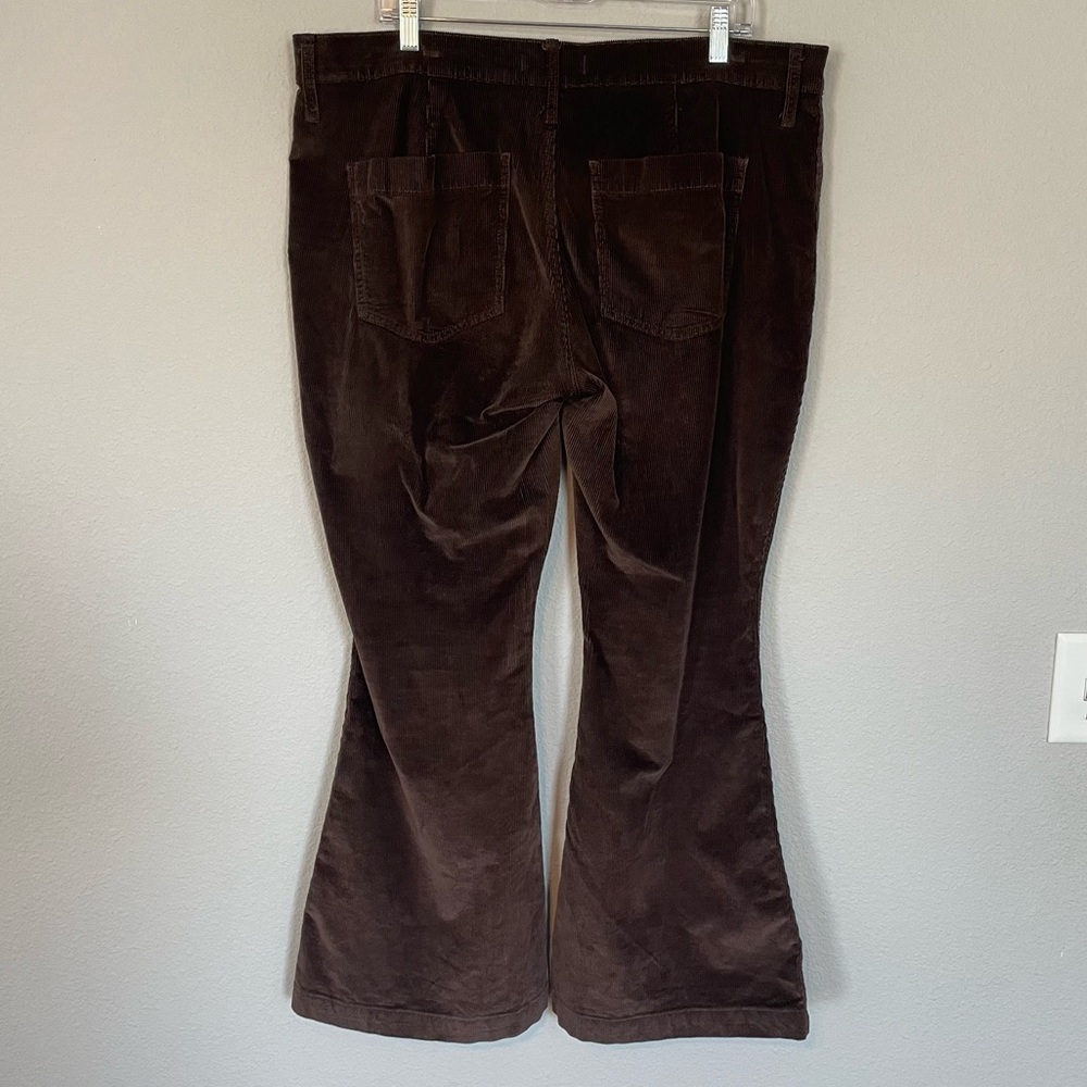 Madewell The Perfect Vintage Flare Pant in Brown Corduroy - Size 33 Petite - Picture 6 of 10